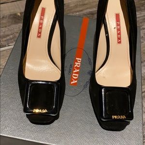 Prada Pumps
